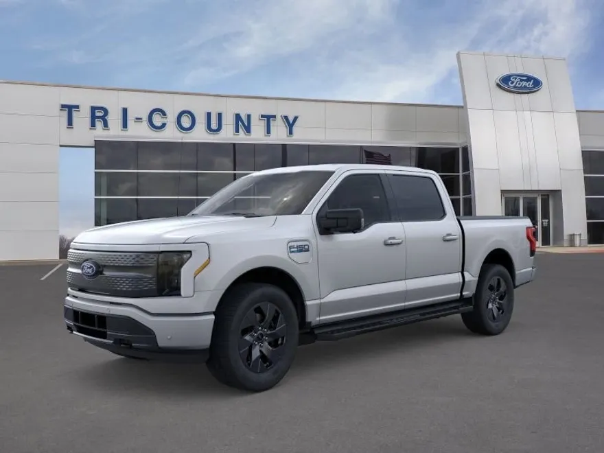2025 Ford F-150 Lightning photo 1