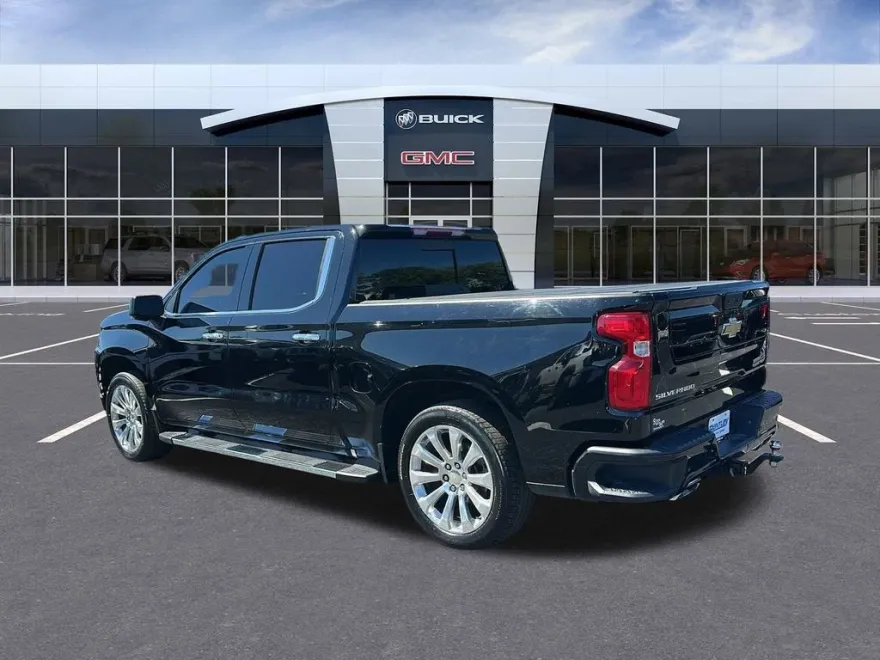 2021 Chevrolet Silverado 1500 High Country photo 1