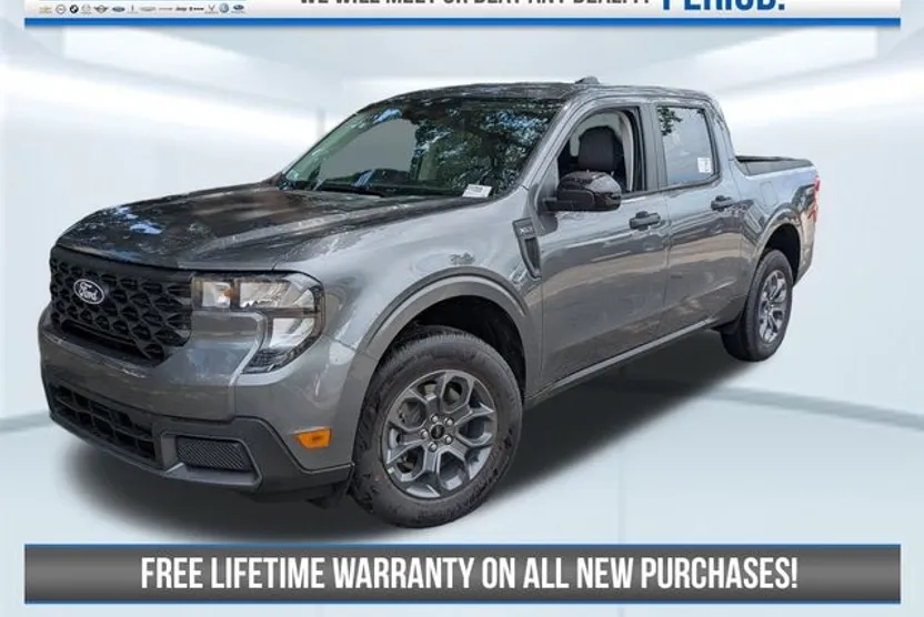 2025 Ford Maverick XLT photo 1