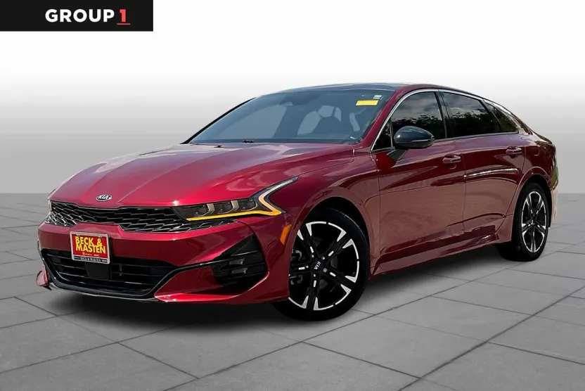 2021 Kia K5 GT-Line photo 1