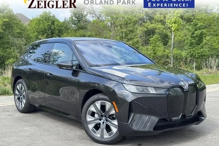 2026 Bmw iX photo 1