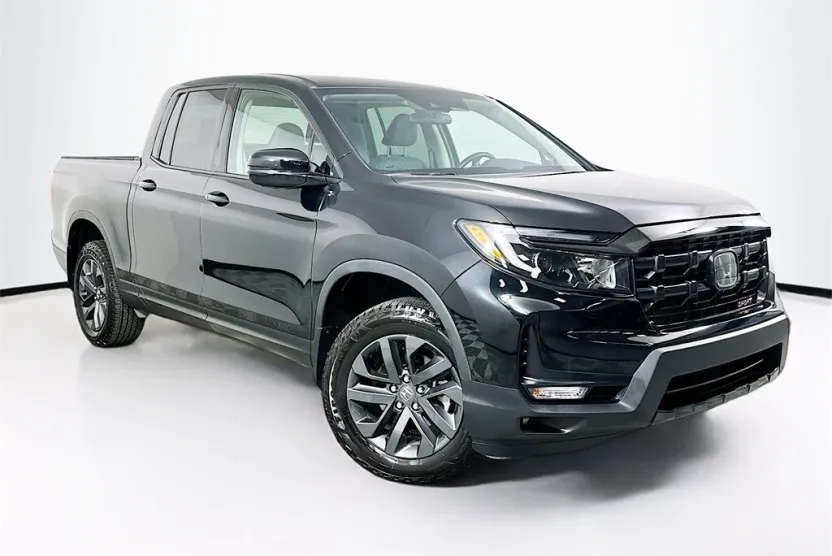 2025 Honda Ridgeline Sport photo 1