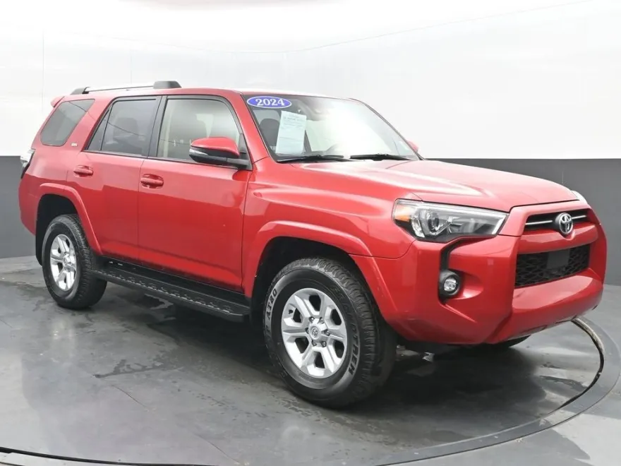 2024 Toyota 4Runner SR5 Premium photo 1