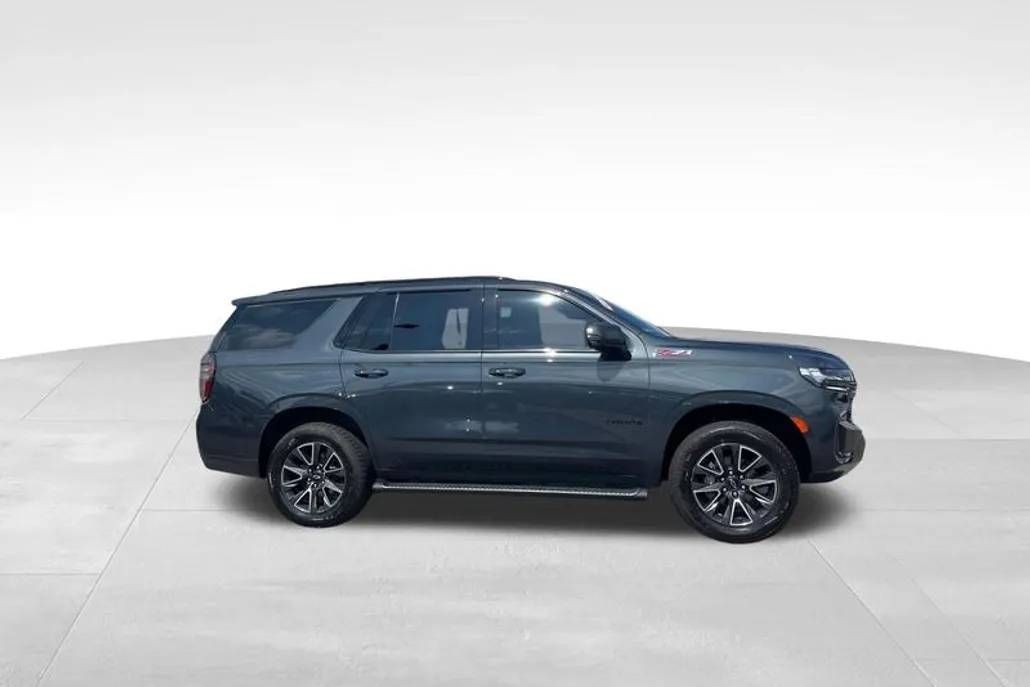 2022 Chevrolet Tahoe Z71 photo 1