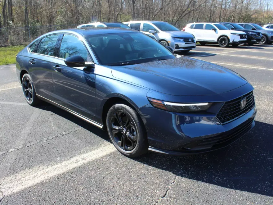2025 Honda Accord SE photo 1