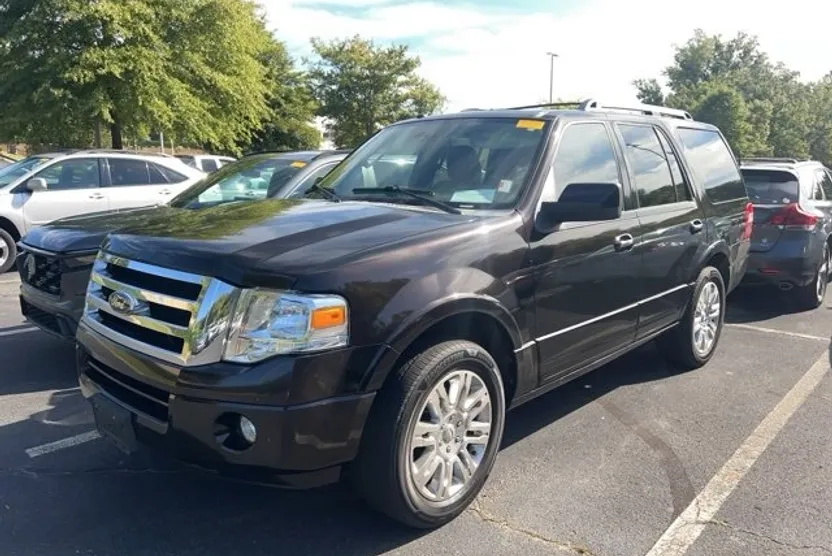 2013 Ford Expedition Limited photo 1