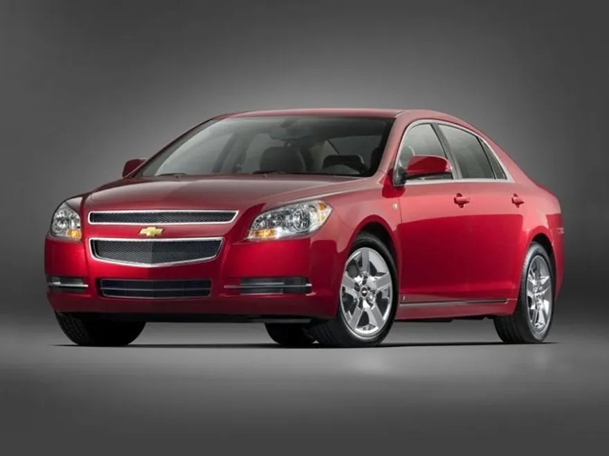2011 Chevrolet Malibu 2LT photo 1