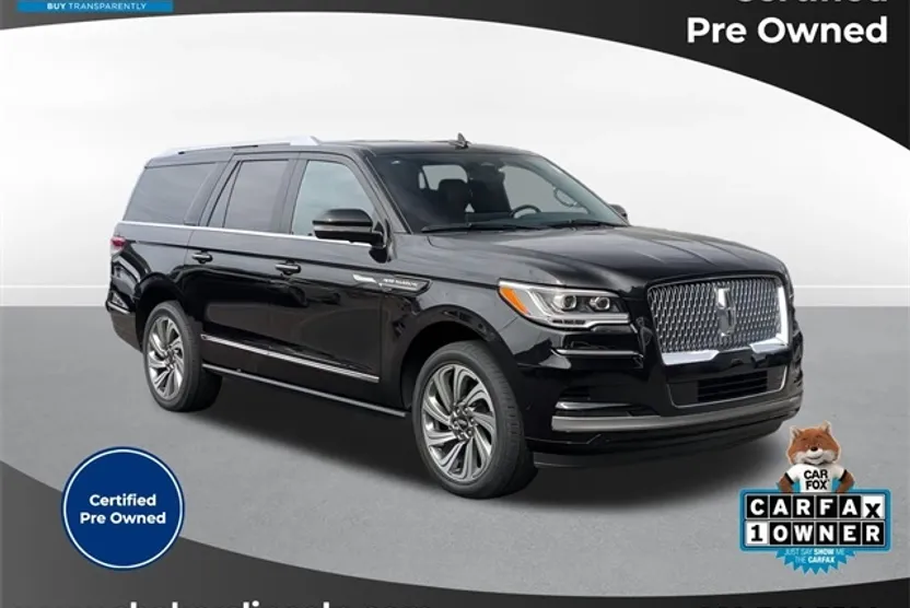 2024 Lincoln Navigator L Standard photo 1