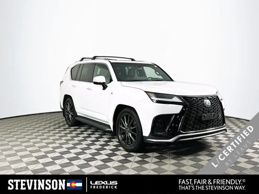 2022 Lexus LX 600 F SPORT photo 1