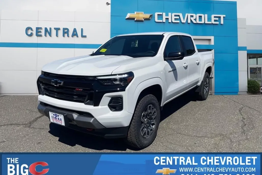 2026 Chevrolet Colorado Z71 photo 1