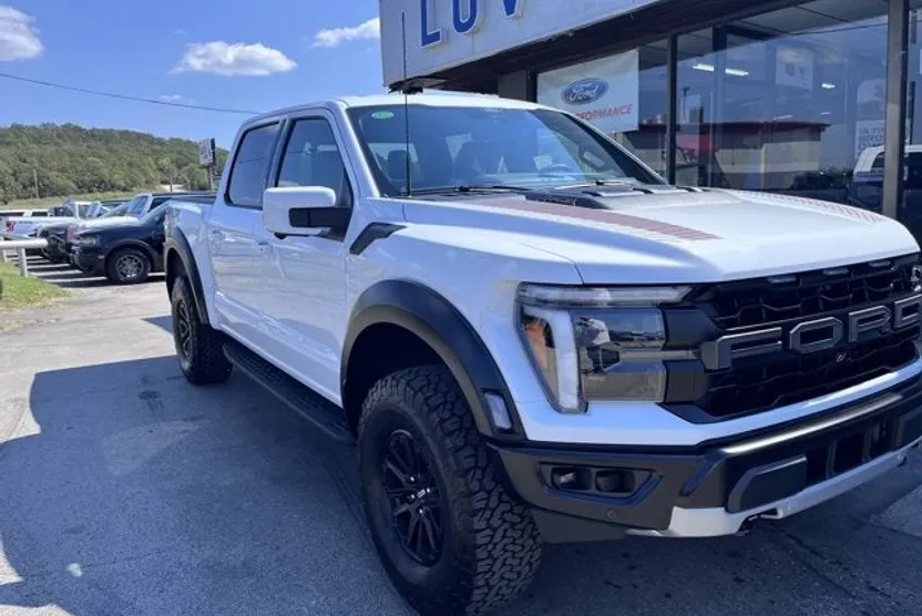 2025 Ford F-150 Raptor photo 1