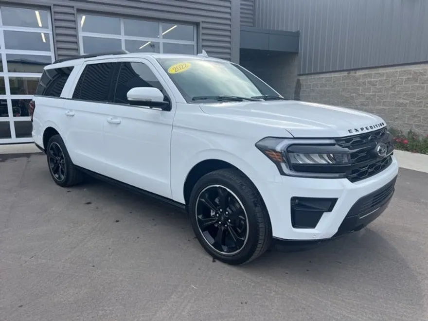 2022 Ford Expedition MAX Limited photo 1