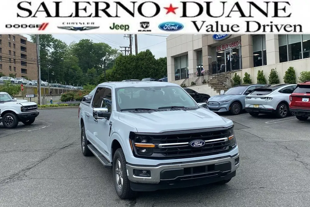 2025 Ford F-150 XLT photo 1