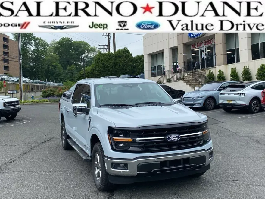 2025 Ford F-150 XLT photo 1