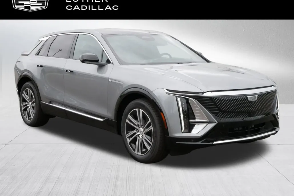2025 Cadillac Lyriq Luxury photo 1