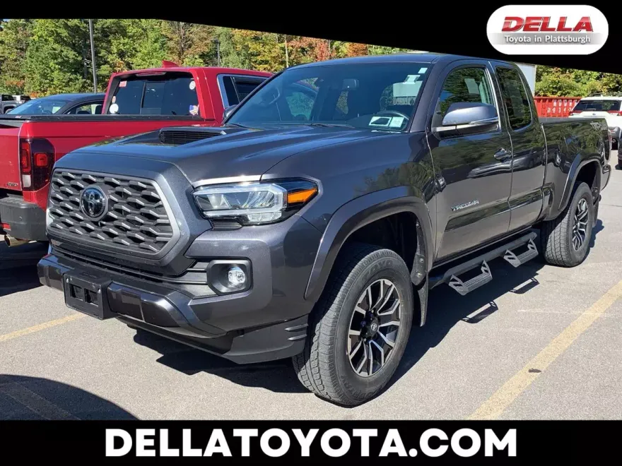 2022 Toyota Tacoma SR photo 1