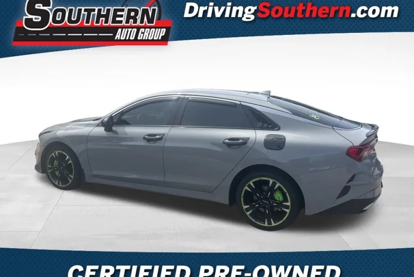 2024 Kia K5 GT-Line photo 1