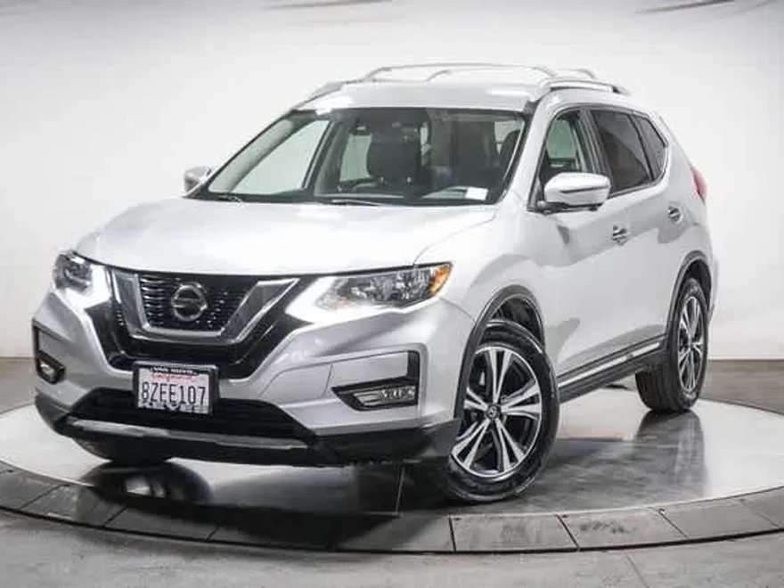 2018 Nissan Rogue SL photo 1
