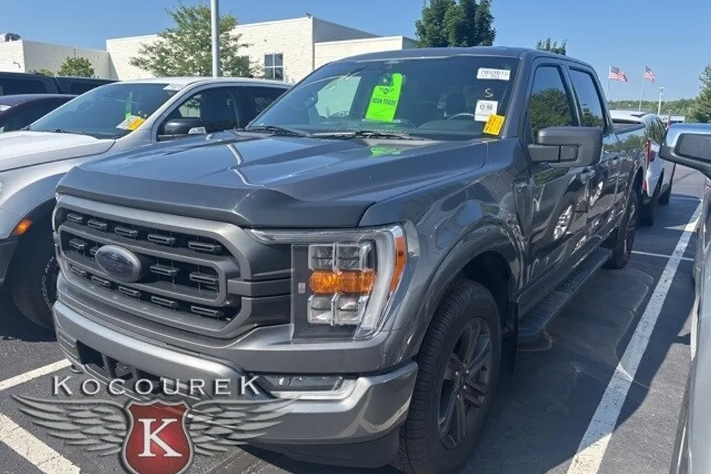 2022 Ford F-150 XLT photo 1