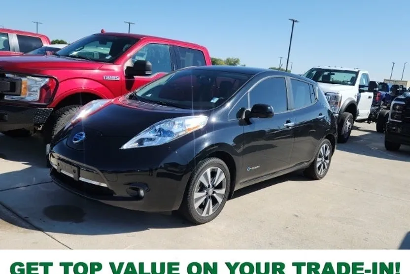 2015 Nissan Leaf SL photo 1