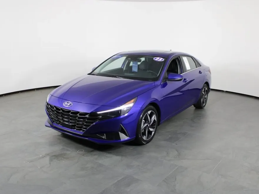2023 Hyundai Elantra Limited photo 1