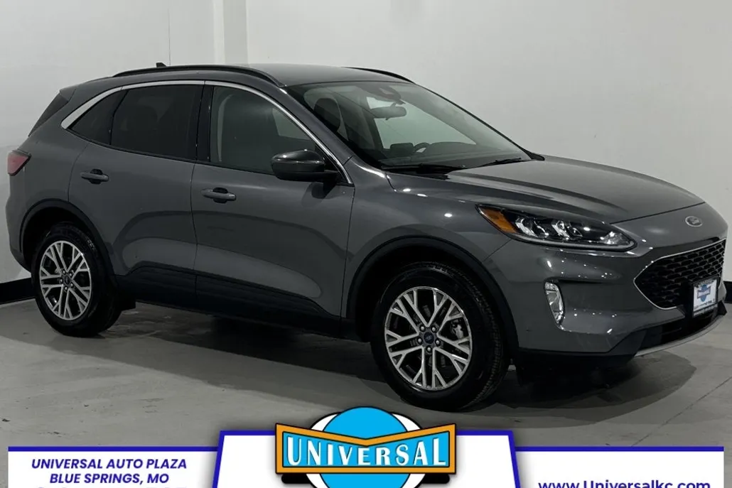 2022 Ford Escape SEL photo 1