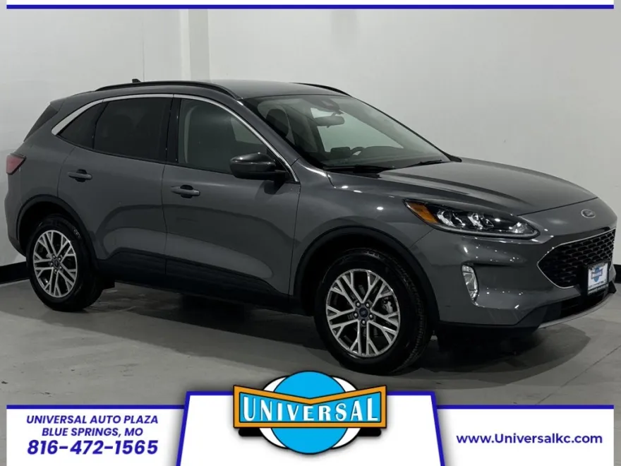2022 Ford Escape SEL photo 1