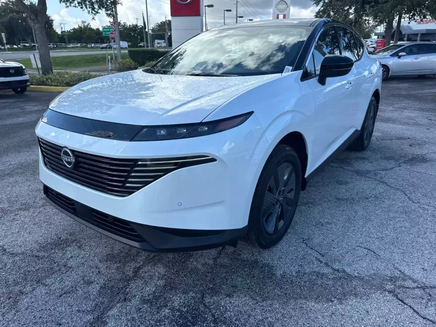 2025 Nissan Murano SL photo 1