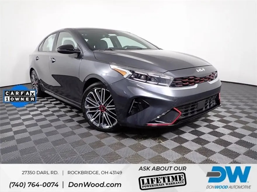 2023 Kia Forte GT photo 1