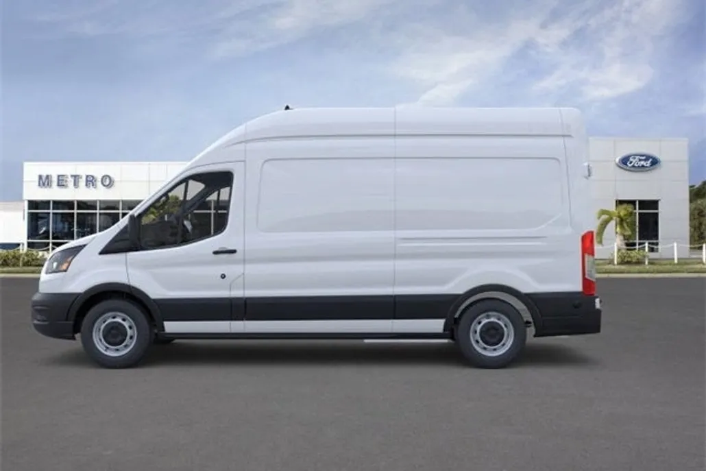 2025 Ford Transit Cargo Van photo 1