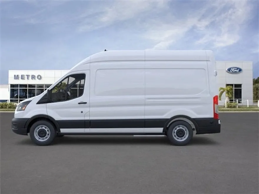 2025 Ford Transit Cargo Van photo 1