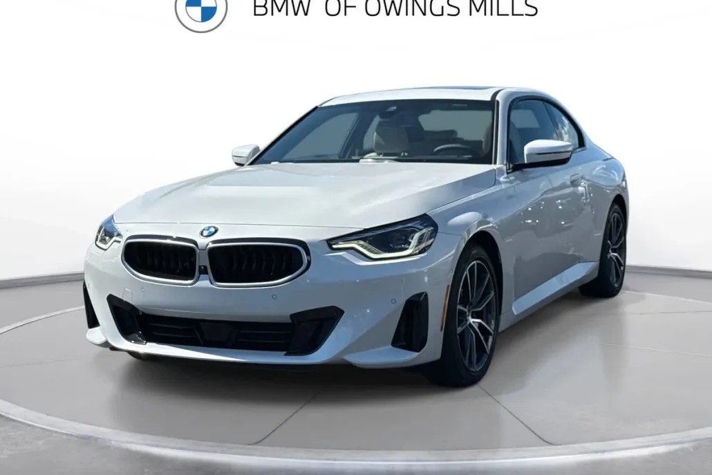 2025 Bmw 230i xDrive photo 1