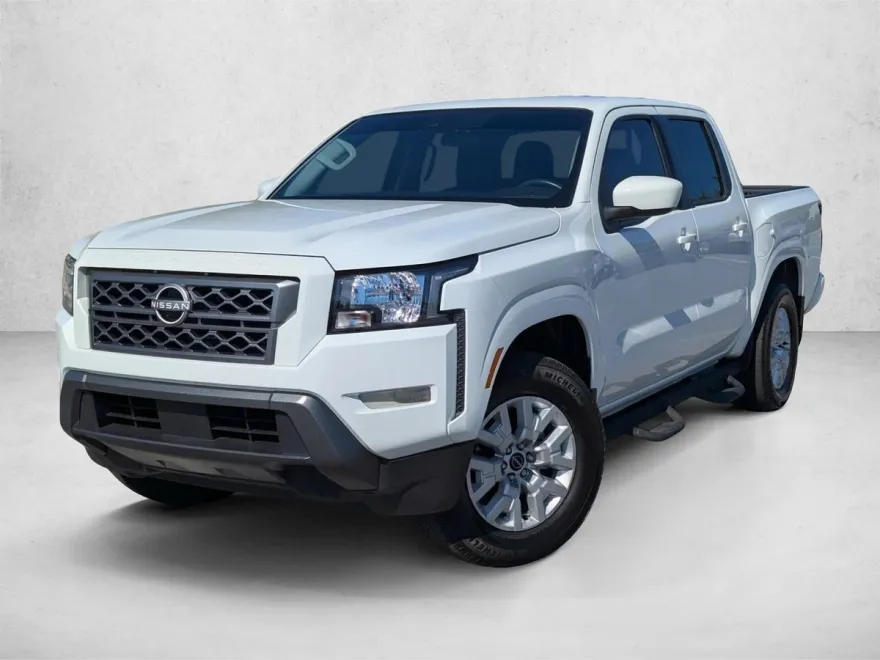 2023 Nissan Frontier SV Crew Cab photo 1