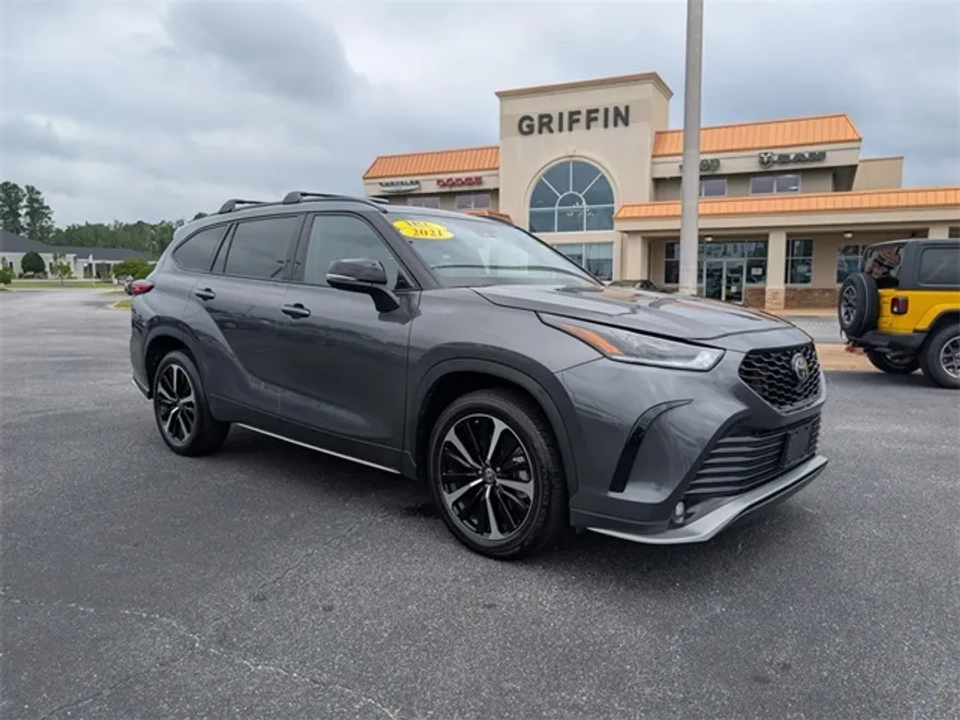 2021 Toyota Highlander XSE photo 1
