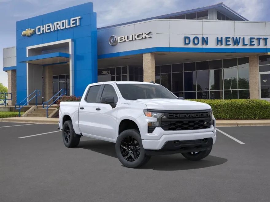 2026 Chevrolet Silverado 1500 Custom photo 1