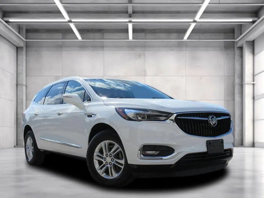 2018 Buick Enclave Essence photo 1