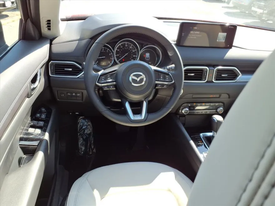 2025 Mazda CX-5 2.5 S Preferred photo 1