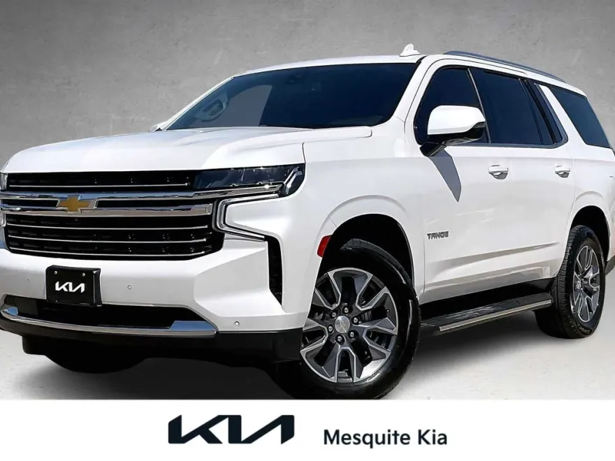 2022 Chevrolet Tahoe LT photo 1