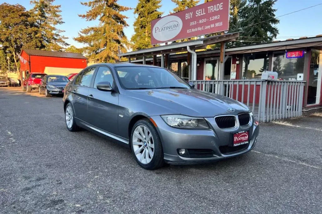 2011 Bmw 328i photo 1