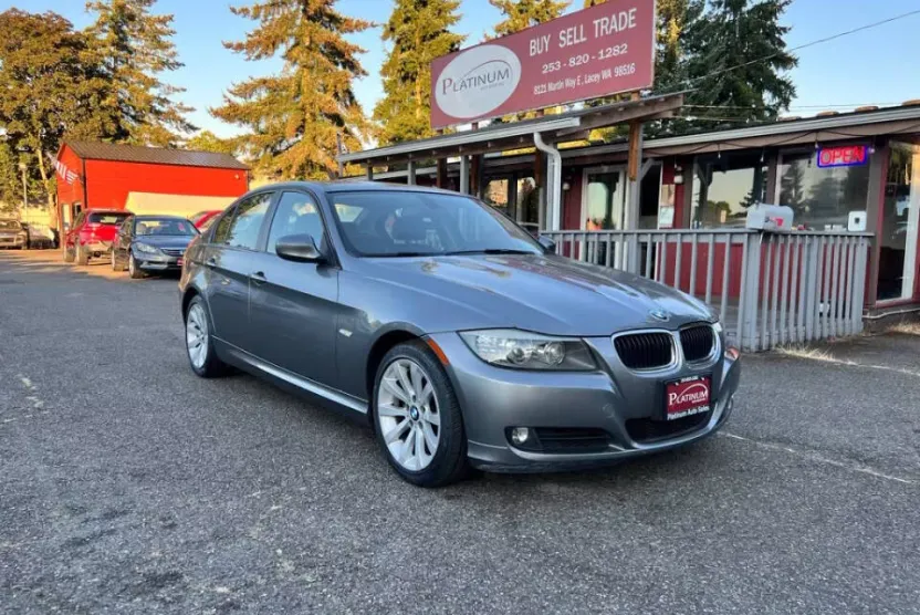 2011 Bmw 328i photo 1