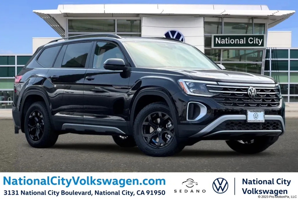 2025 Volkswagen Atlas Peak Edition SE photo 1