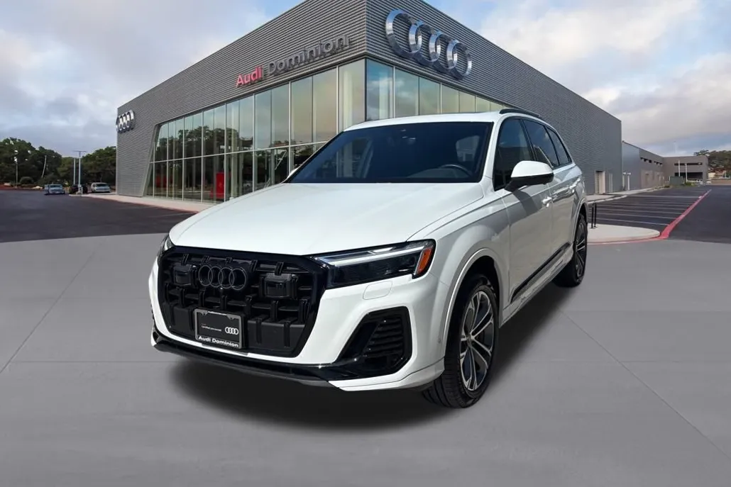 2025 Audi Q7 45 Premium Plus photo 1