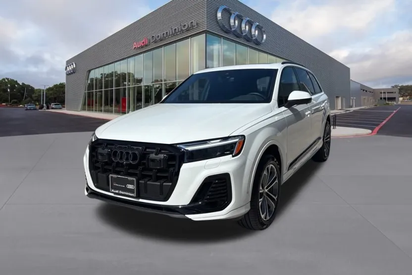 2025 Audi Q7 45 Premium Plus photo 1
