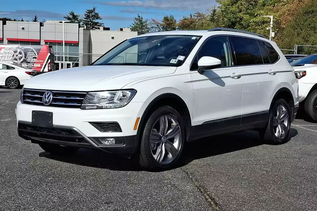 2021 Volkswagen Tiguan SEL photo 1