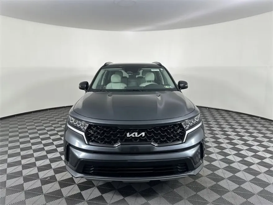 2022 Kia Sorento S photo 1