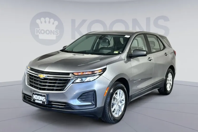 2024 Chevrolet Equinox LS photo 1
