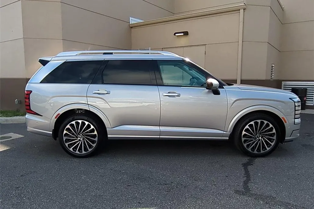 2026 Hyundai Palisade Calligraphy photo 1