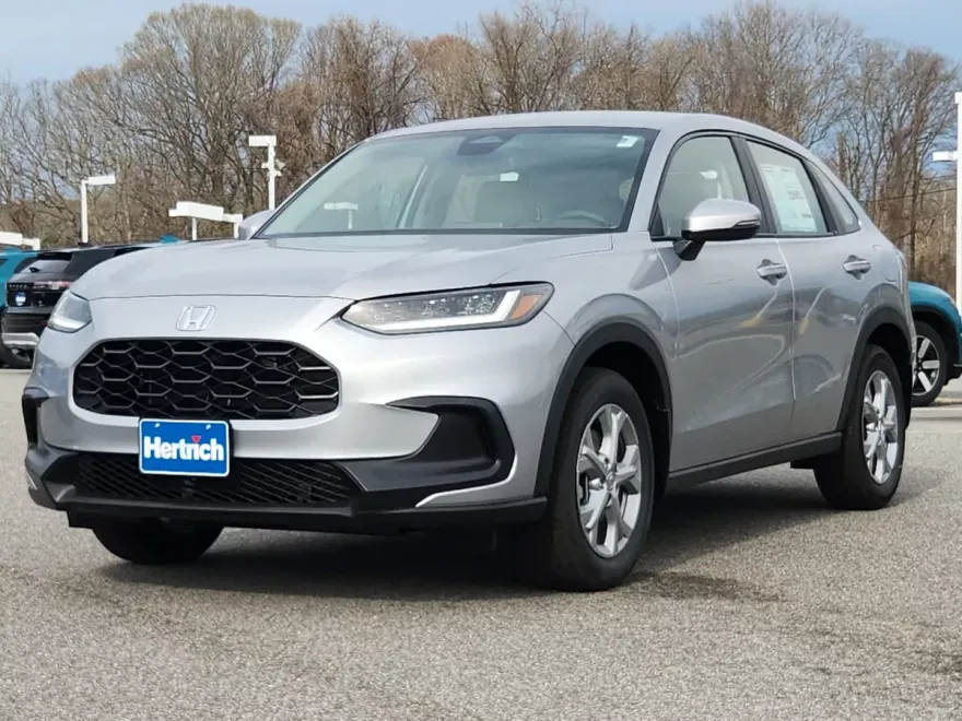 2025 Honda HR-V LX photo 1