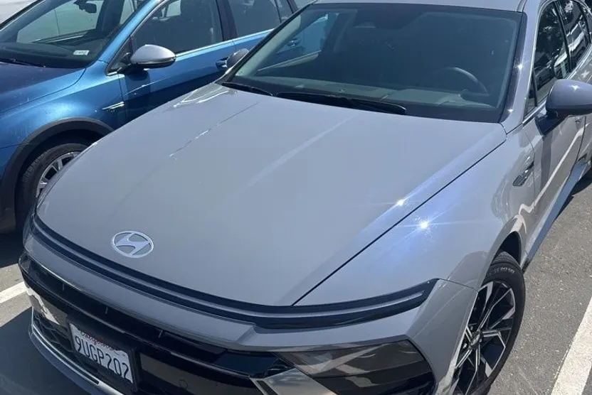 2025 Hyundai Sonata SEL photo 1