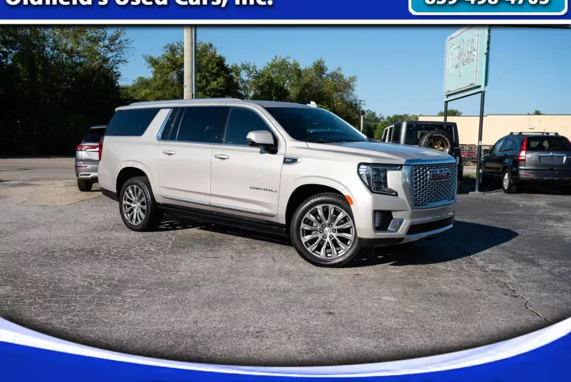 2021 Gmc Yukon XL Denali photo 1